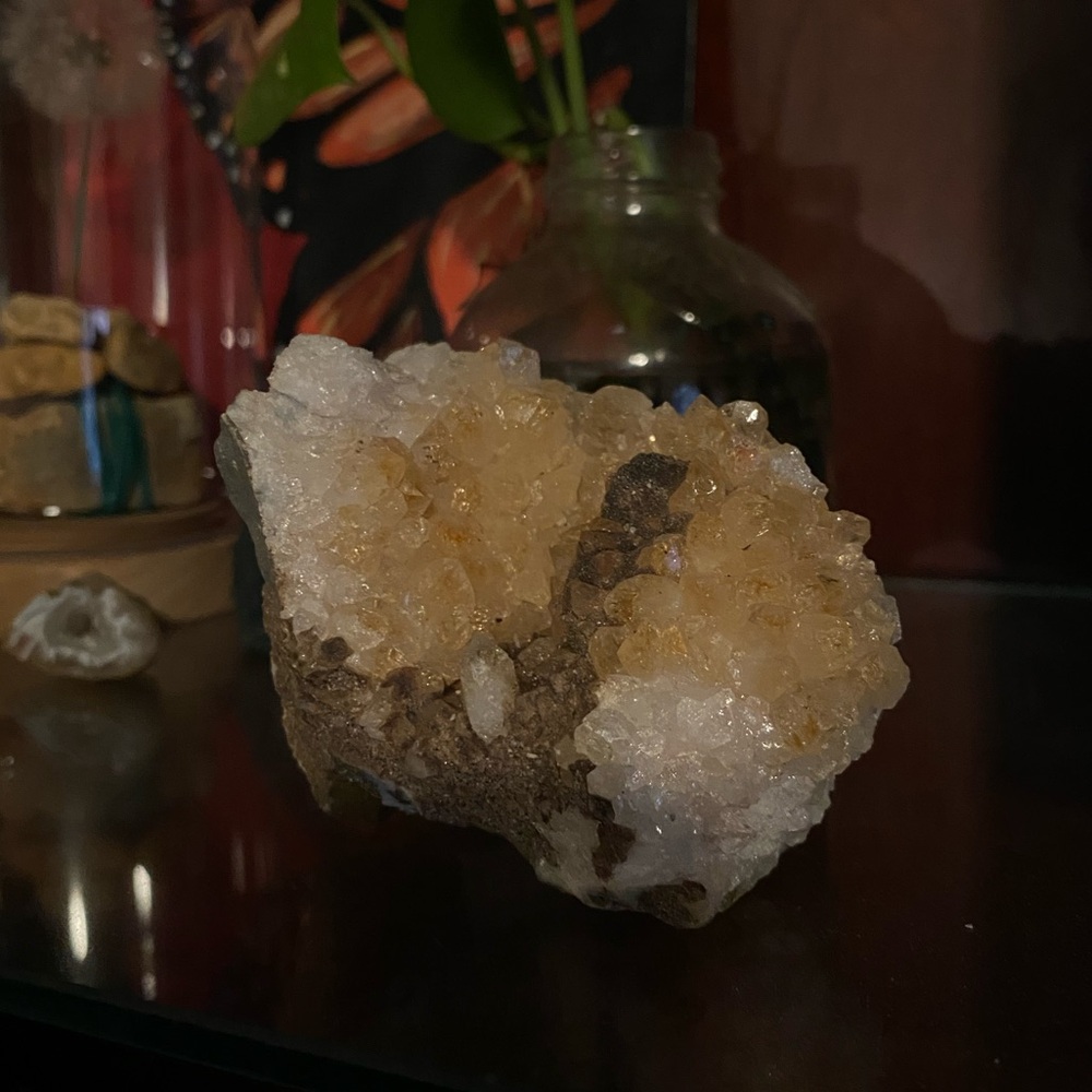 Geode quartz citrine